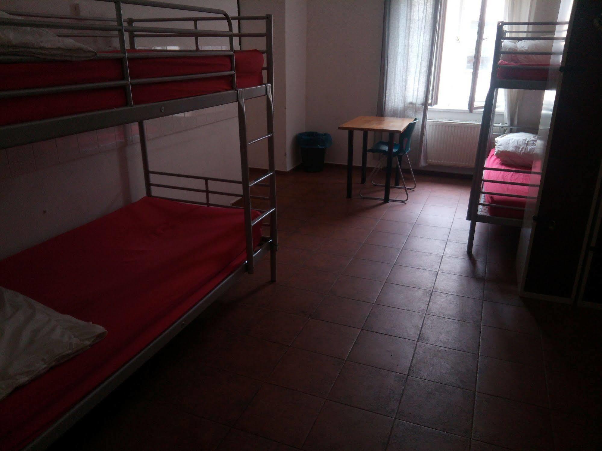 Chili Hostel Πράγα Εξωτερικό φωτογραφία